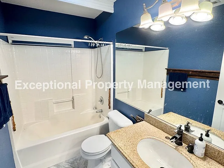 14855 Hedgerow Ct — Photo 22
