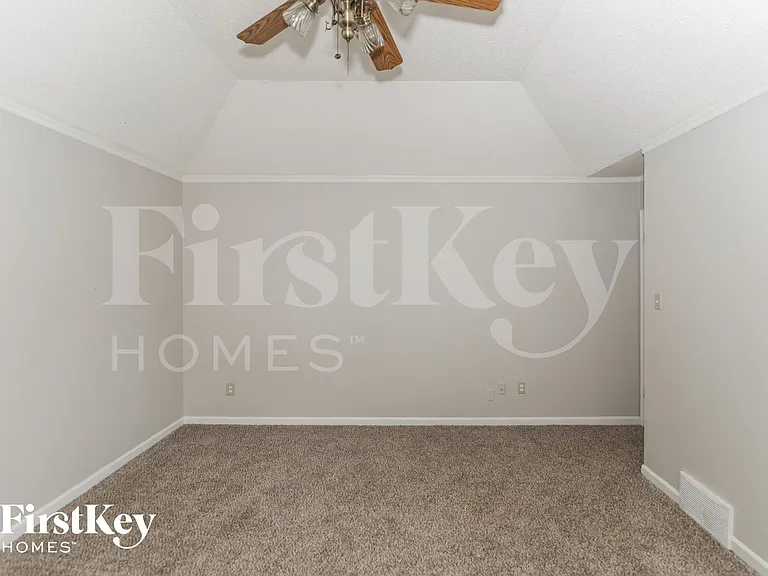3083 Dumbeath Rd — Photo 8