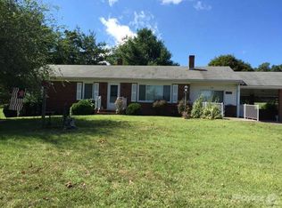1101 Borden Grant Trl, Buena Vista, VA 24416