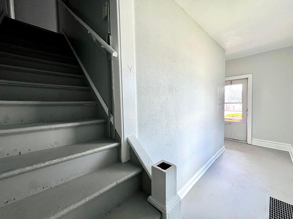 2701 Mishawaka Ave 2701 Mishawaka Ave South Bend IN Zillow