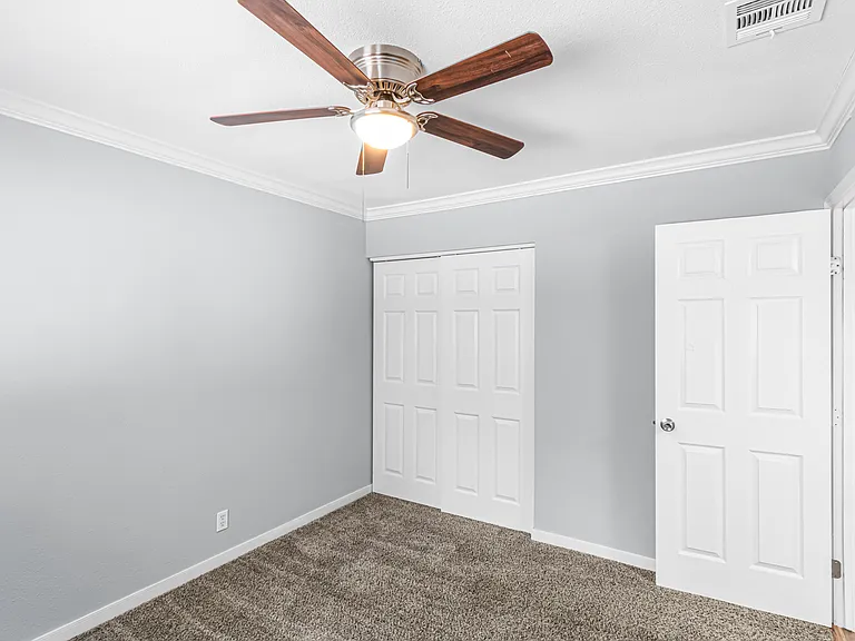 4334 Hickory Hill Dr — Photo 5