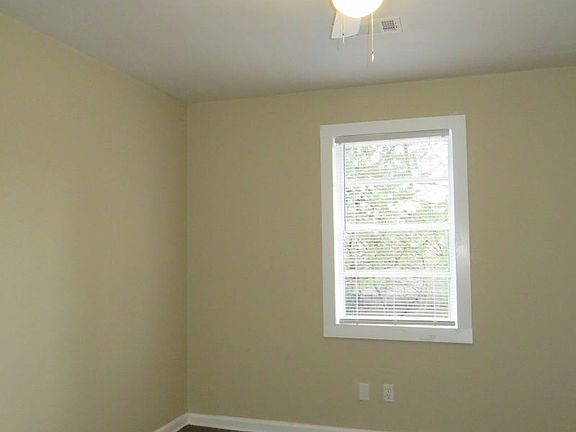 2nd image of 2448 Dwight Rd