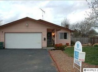 355 E Dodge St, Lebanon, OR 97355