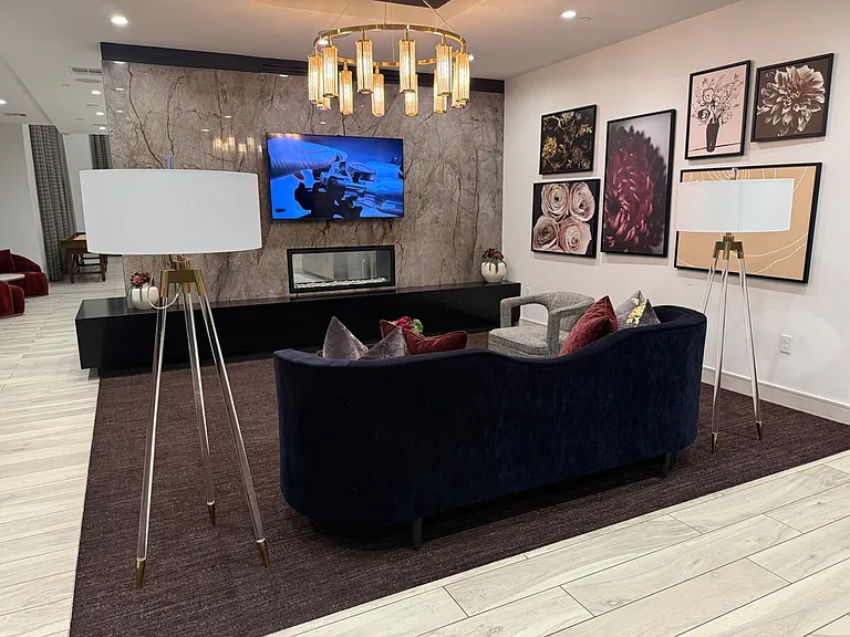 Building's Lounge