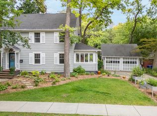 6 Bellaire Ct, Appleton, WI 54911