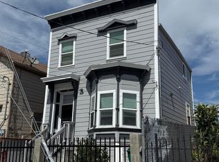 1130 E 11th St, Oakland, CA 94606