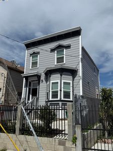 1130 E 11th St, Oakland, CA, 94606