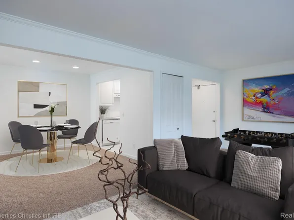 1201 Island Dr APT 101, Ann Arbor, MI 48105