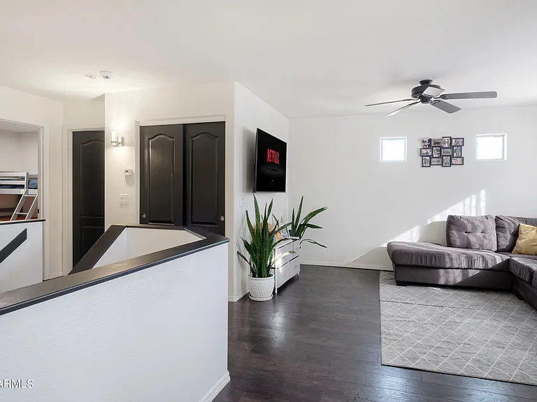 16068 W Culver St — Photo 15