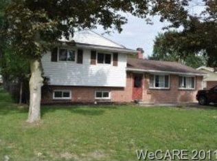 826 Mackenzie Dr, Lima, OH 45805