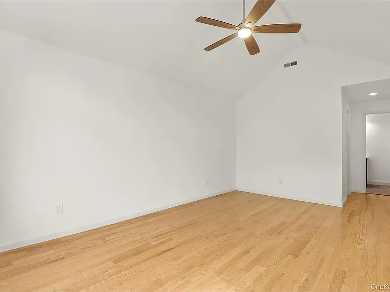 41 Rambling Brook Rd — Photo 17