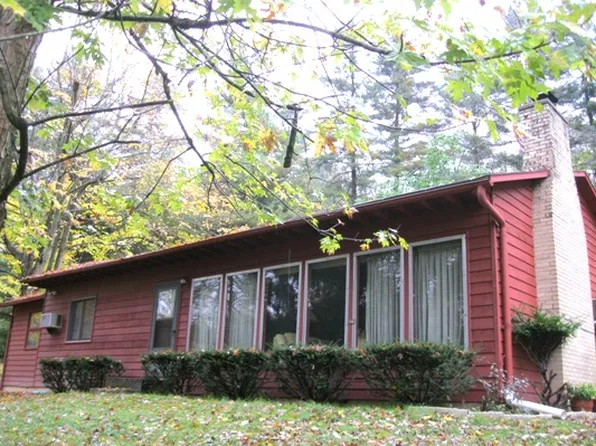 630 Scenic Ln, Nelsonville, OH 45764