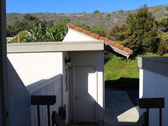 4th image of 907 Calle Gomero