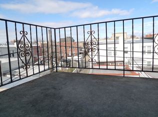 23-84 37th St #3D, Astoria, NY 11105