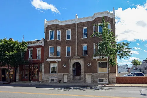 2143 W Chicago Ave #4 Photo 1