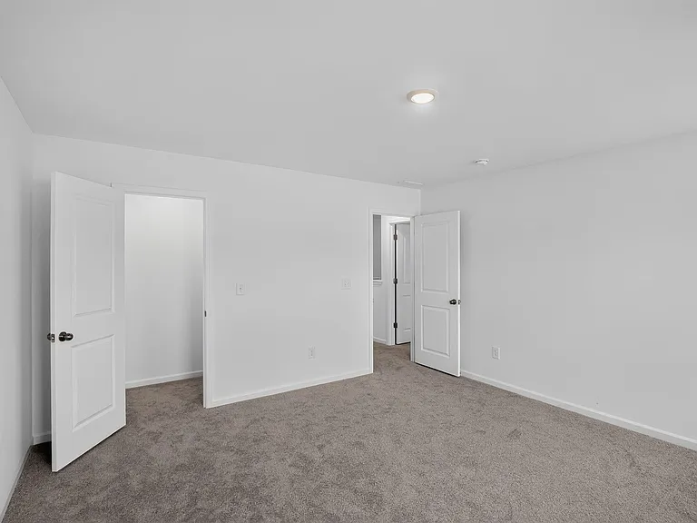 115 Holly Oak Ct — Photo 15
