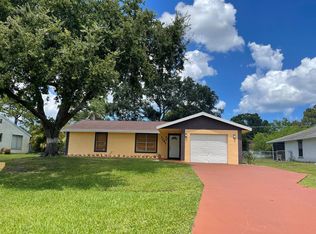 2241 SE Shelter Dr, Port Saint Lucie, FL 34952