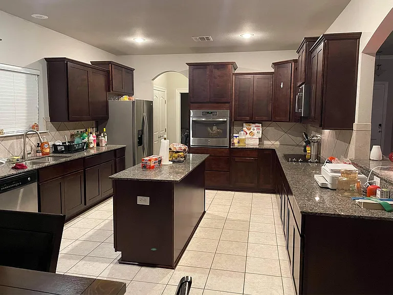 17570 Feather Ridge Dr — Photo 2