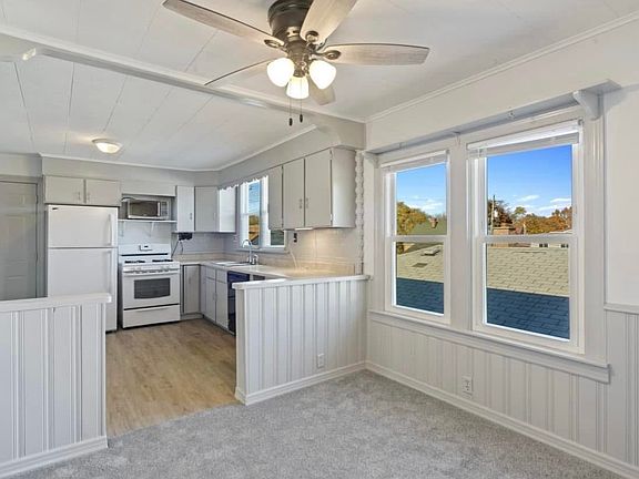 5th image of 4012 N Oketo Ave #2