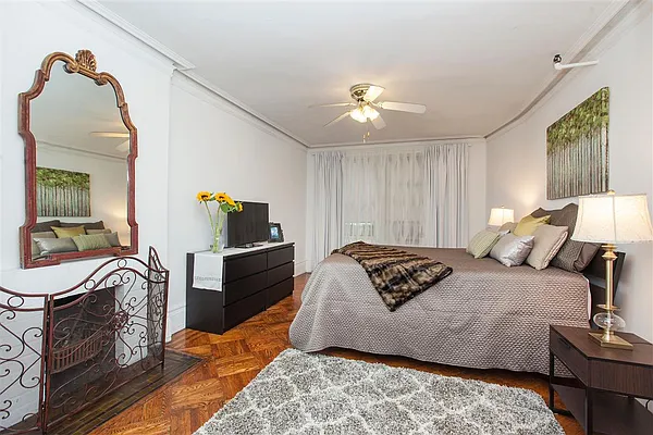 Rented by Susan Finkel, LREB | media 22