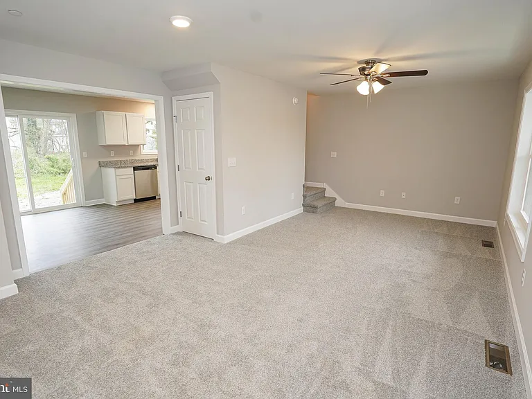 30746 Hampden Ave #A — Photo 12