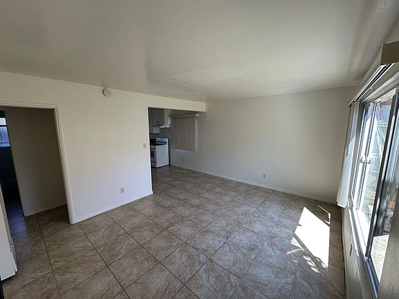 5th image of 4638-405 36th St #4640