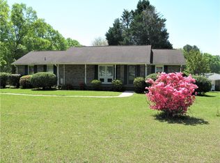 1426 E Calhoun St, Anderson, SC 29621