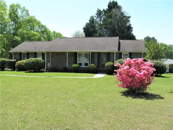 1426 E Calhoun St, Anderson, SC 29621