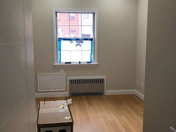 4th image of 16 Park St APT 1L