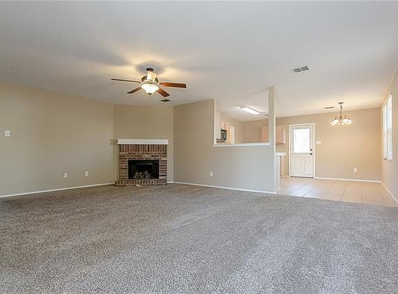 4th image of 617 Rocky Springs Dr