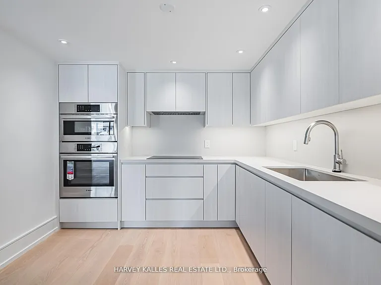 1166 Bay St #1703 — Photo 14