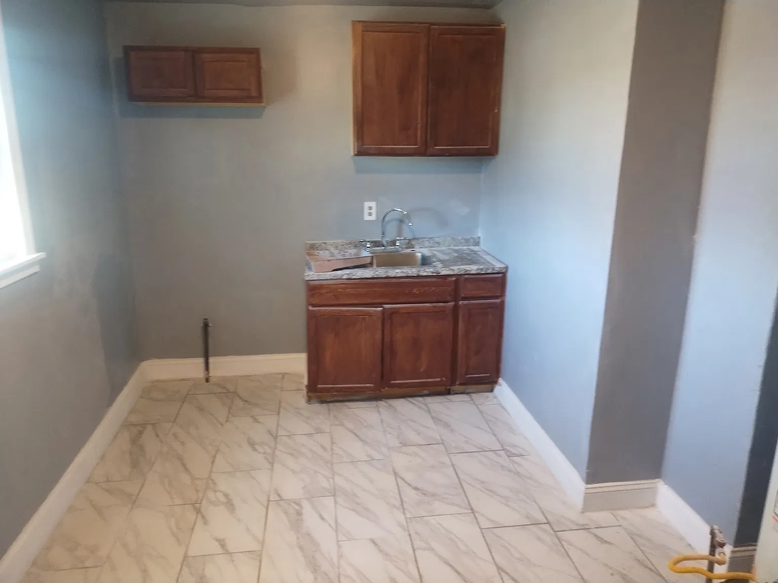 24 West Colorado — Photo 3