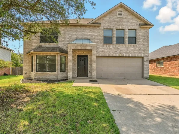 5204 Blue Cir, Haltom City, TX 76137