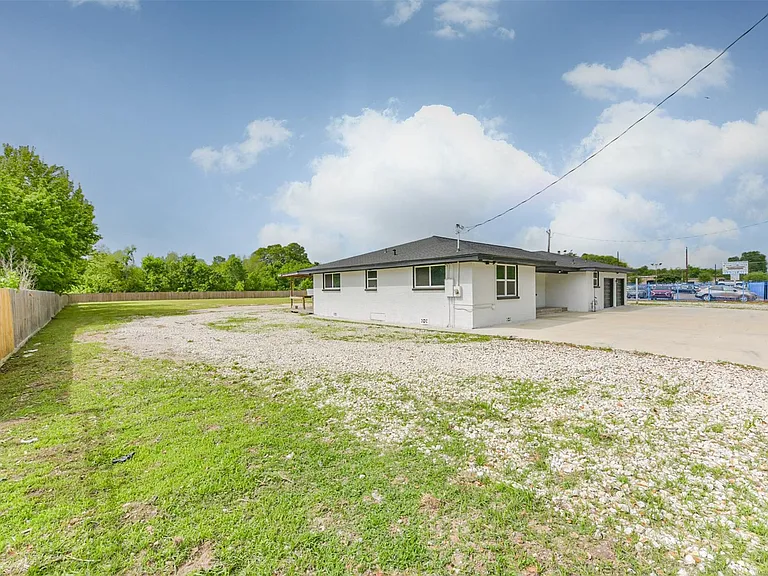 9030 Almeda Genoa Rd — Photo 12