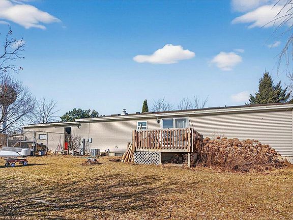 5th image of 494 Tower Road