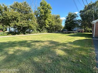 303 E Jefferson St, La Grange, KY 40031