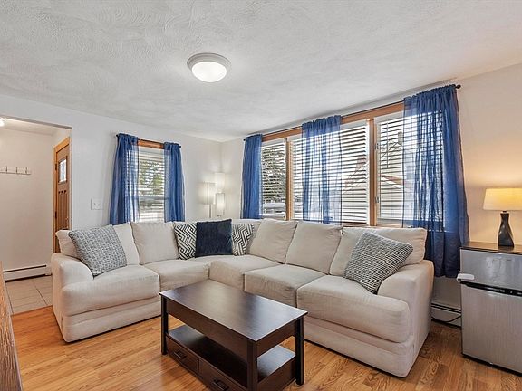 4th image of 21 Dennison Ave
