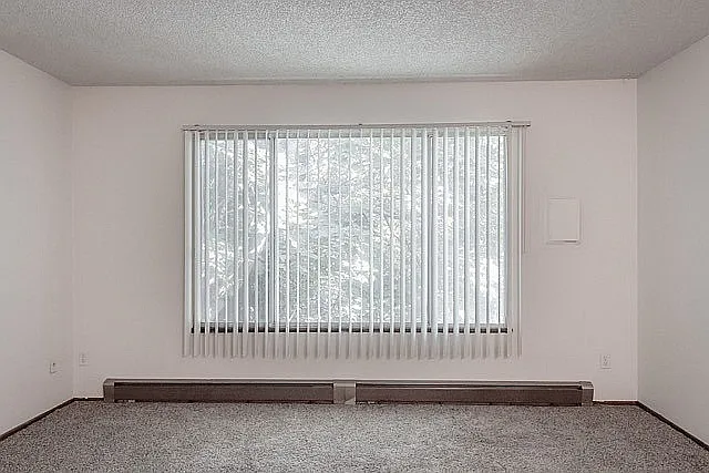 Villa 34 Apartments - Portland Oregon