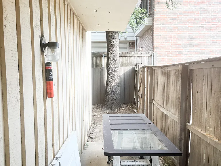 4429 Bowser Ave #106 — Photo 4