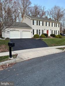 2430 E Bayberry Dr, Harrisburg, PA, 17112