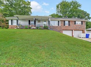 206 Styles Ln, Harriman, TN 37748