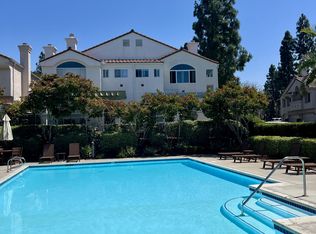 5532 Renaissance Ave, San Diego, CA 92122