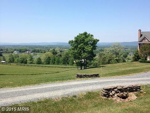 5th image of 15300 Sunset Hill Ln