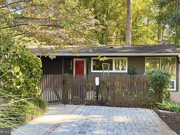 2nd image of 3610 Spruell Dr