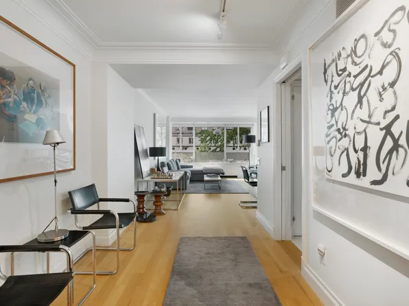 200 East 66th Street B205 image 3 of 12