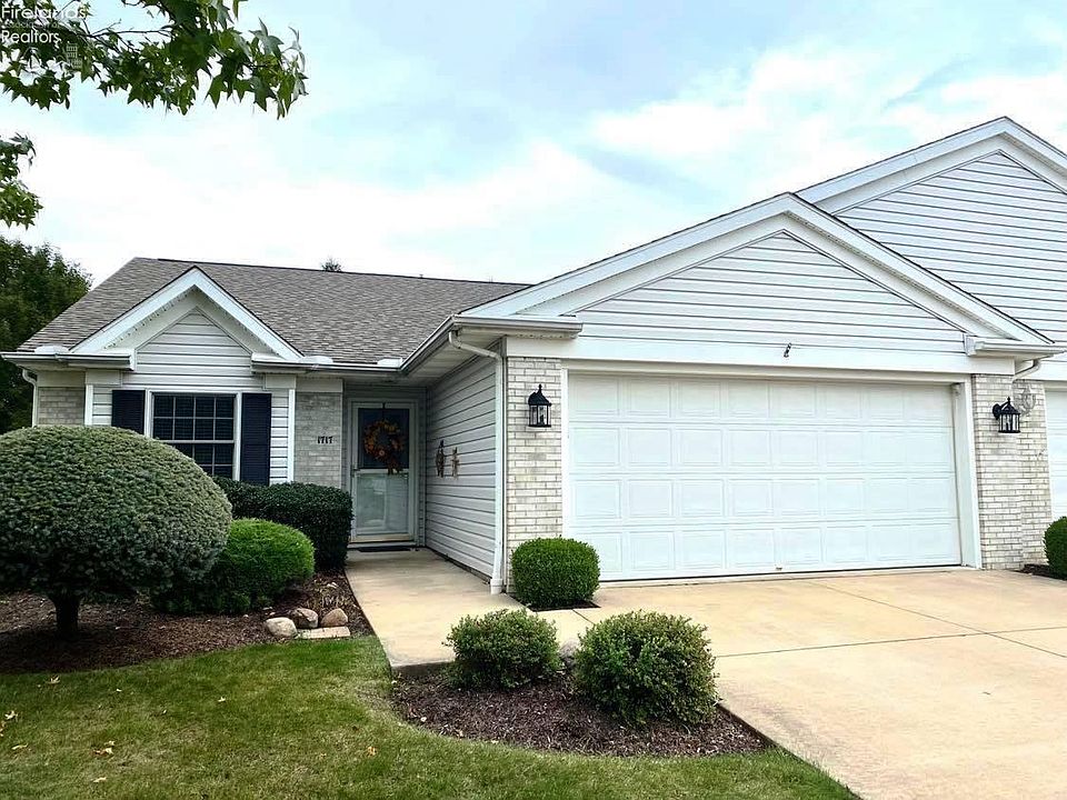 1st image of 1717 E Waterberry Dr