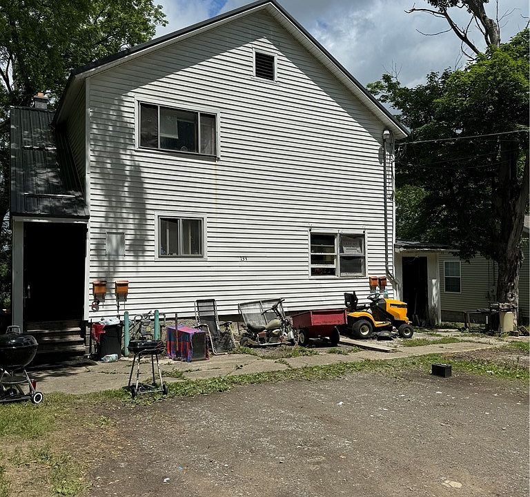 1st image of 133 Jefferson St