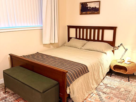 2nd image of 12011 32nd Ave NE APT 6