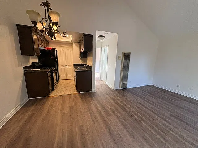 2907 E Spaulding St #307 — Photo 5