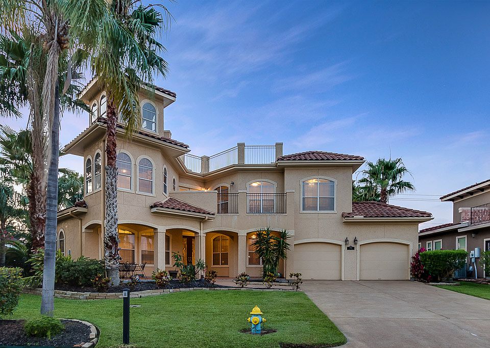 1st image of 546 Villa Dr